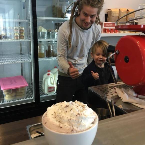 Meet your Posher, Ben - Picture 1 of 1